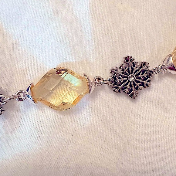 Silver Snowflake Bracelet - Picture 3 of 4